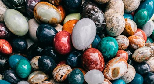 picture of polished stones. Photo by Meruyert Gonullu from Pexels